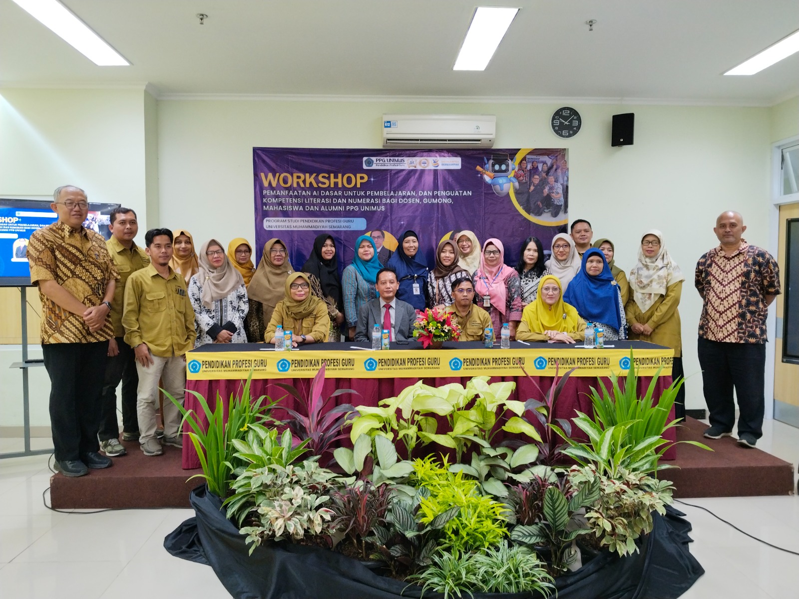 Read more about the article PPG UNIMUS Selenggarakan Workshop Pemanfaatan AI Dasar untuk Pembelajaran serta Penguatan Kompetensi Literasi dan Numerasi